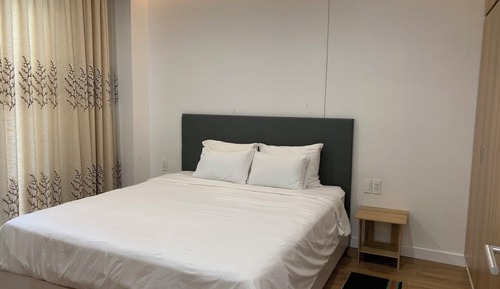 Apartamento de lujo, balcón, vistas a la piscina
