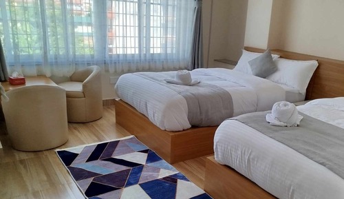 Habitación Deluxe con 1 cama doble o 2 individuales, vistas a la montaña