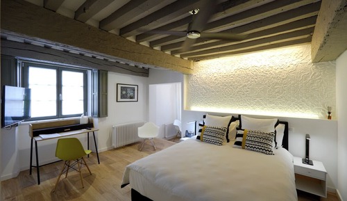 Estudio, balcón