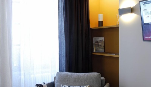 Estudio, vistas a la ciudad