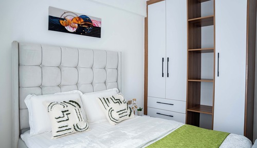 Apartamento superior, 2 habitaciones, baño privado, vistas a la ciudad