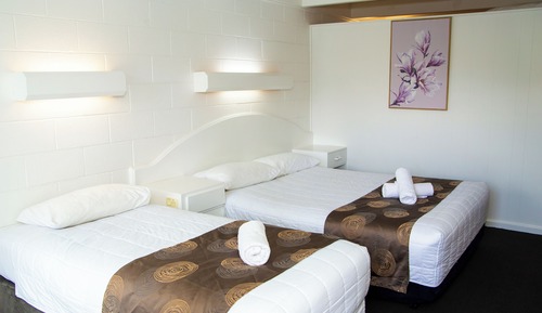 Habitación superior con 1 cama doble o 2 individuales