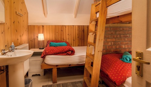 Habitación cuádruple económica, 2 habitaciones