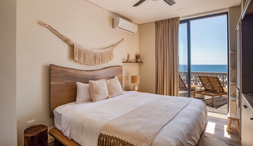 Apartamento exclusivo, balcón, vistas al mar