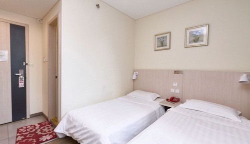 Habitación económica con 2 camas individuales