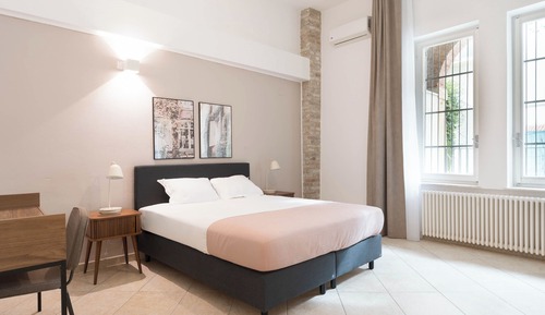 One-Bedroom Family Apartment