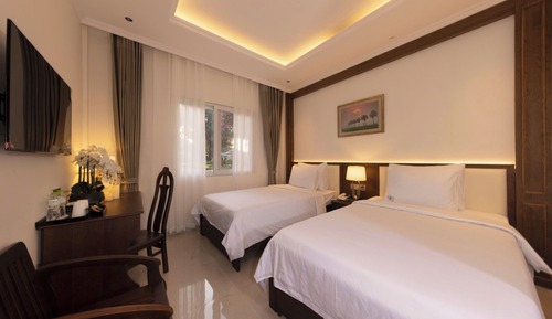 Habitación presidencial con 1 cama doble o 2 individuales, 1 habitación, vistas al jardín