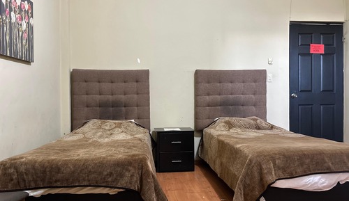 Habitación clásica con 2 camas individuales