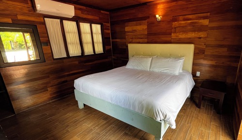 Cabaña Confort, 1 cama de matrimonio grande, balcón, vistas al jardín