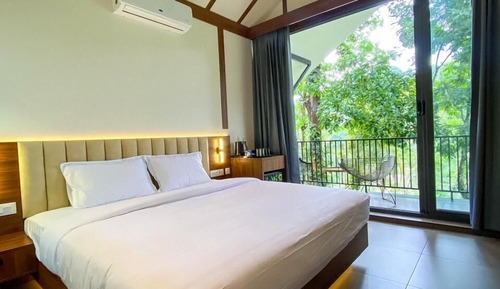 Habitación superior, vistas al jardín