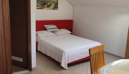 Estudio (Studio Apartment with Balcony and Sea)