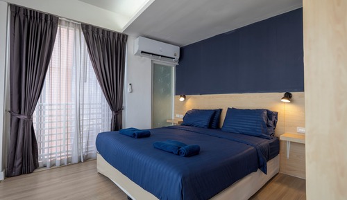 Habitación Confort doble, cocina básica, vistas a la ciudad