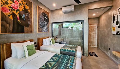 Habitación exclusiva con 2 camas individuales