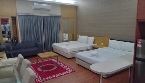 Suite estudio básica, vistas a la ciudad