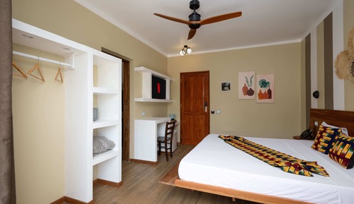 Habitación Deluxe doble de uso individual, balcón, vistas al mar