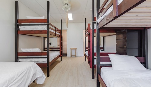 Dormitorio compartido, dormitorio mixto (Dortoir #10)