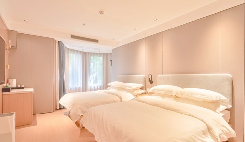 Habitación familiar con 2 camas individuales