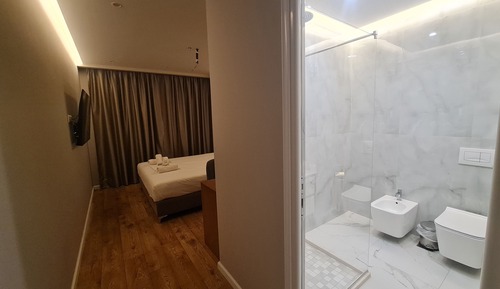 Habitación Confort doble, baño privado