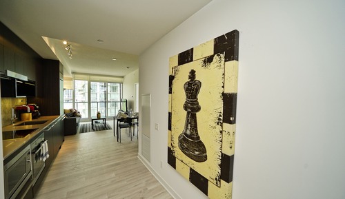 Apartamento superior, balcón, vistas a la ciudad