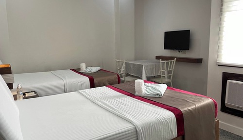 Habitación estándar con 1 cama doble o 2 individuales