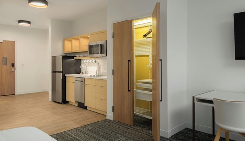 Suite estudio, 2 camas de matrimonio, no fumadores (Hearing Accessible)
