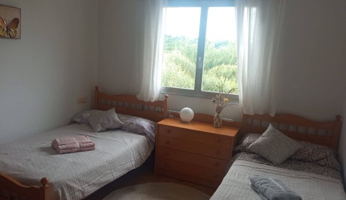 Apartamento, 3 habitaciones, balcón, vistas al jardín