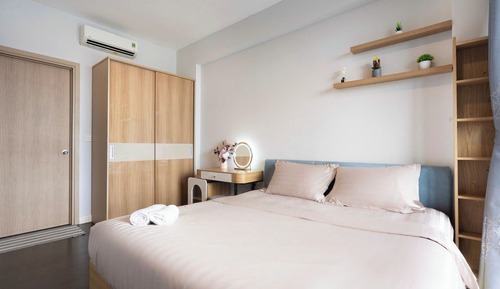 Apartamento familiar, balcón, vistas al río