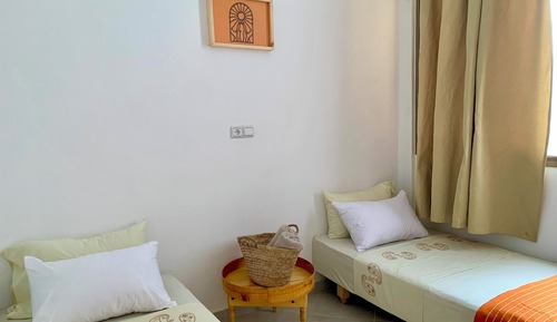 Habitación clásica con 2 camas individuales