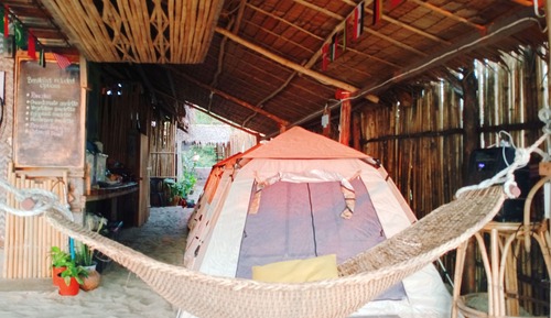 Tienda básica, vistas a la playa