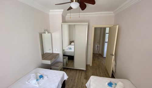 Apartamento junior, cocina, vistas a la piscina