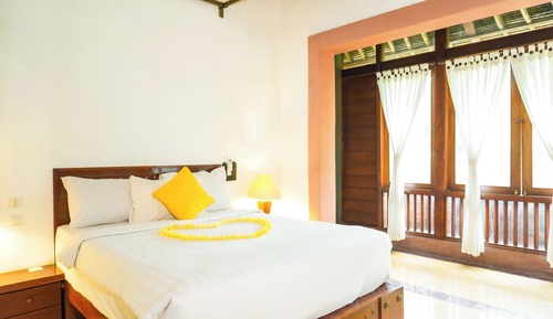 Suite estudio de lujo, 1 cama de matrimonio grande, balcón, vistas al jardín