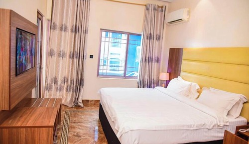 Habitación junior, balcón, vistas a la ciudad