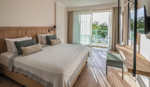 Habitación Elite con 1 cama doble o 2 individuales