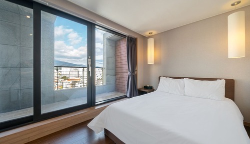 Habitación Deluxe, 1 cama de matrimonio, vistas a la montaña