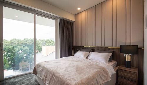 Apartamento superior, 2 habitaciones, cocina, vistas a la ciudad