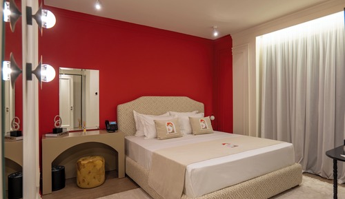 Habitación superior con 1 cama doble o 2 individuales