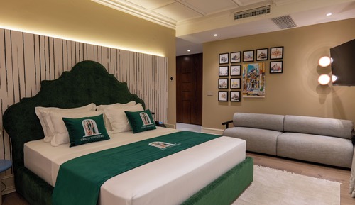 Habitación superior con 1 cama doble o 2 individuales