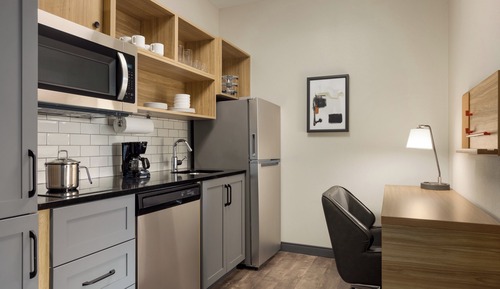 Suite estudio, 1 cama de matrimonio grande, ducha adaptada (Mobility Accessible)