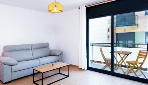 Apartamento, balcón, vistas a la ciudad