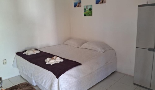 Habitación tradicional con 2 camas individuales, balcón, vistas al jardín