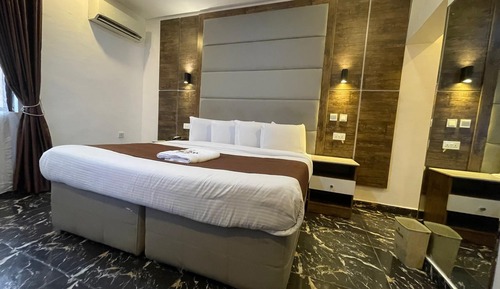 Habitación ejecutiva con 1 cama doble o 2 individuales