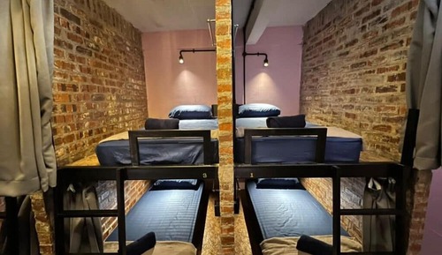Dormitorio compartido superior