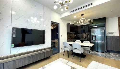 Apartamento Premium, 4 habitaciones, vistas al río, en una planta alta