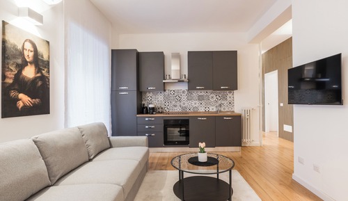 Apartamento, 2 habitaciones, balcón, vistas al jardín