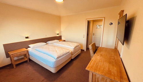 Habitación Confort con 1 cama doble o 2 individuales, 1 cama de matrimonio grande, no fumadores