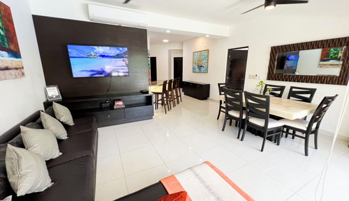 Apartamento familiar, 2 habitaciones, vistas a la piscina, planta baja