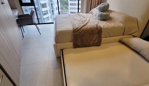 Estudio de diseño, vistas a la ciudad