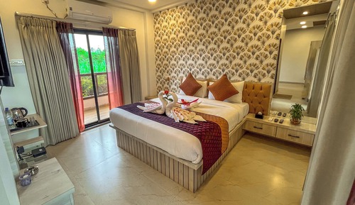Junior Suite Room