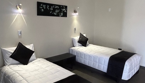 Habitación familiar con 1 cama doble o 2 individuales