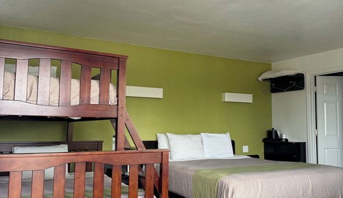 Habitación familiar, varias camas